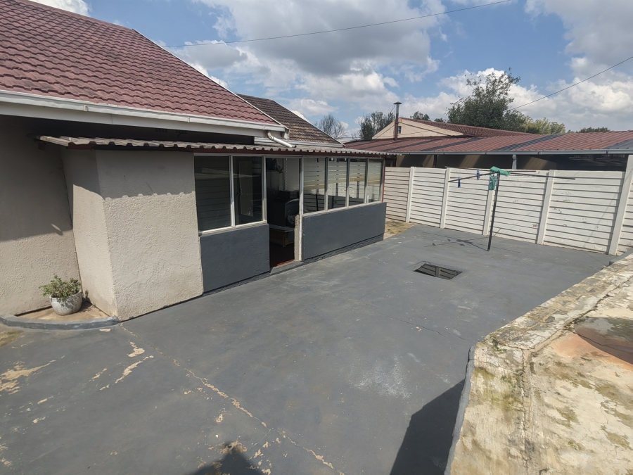 3 Bedroom Property for Sale in Laversburg Gauteng