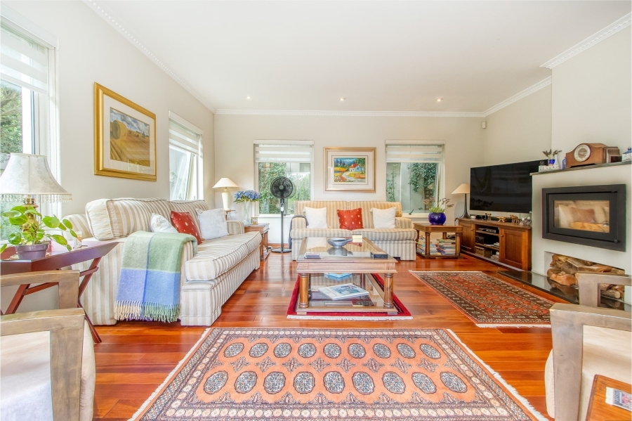 3 Bedroom Property for Sale in Saxonwold Gauteng