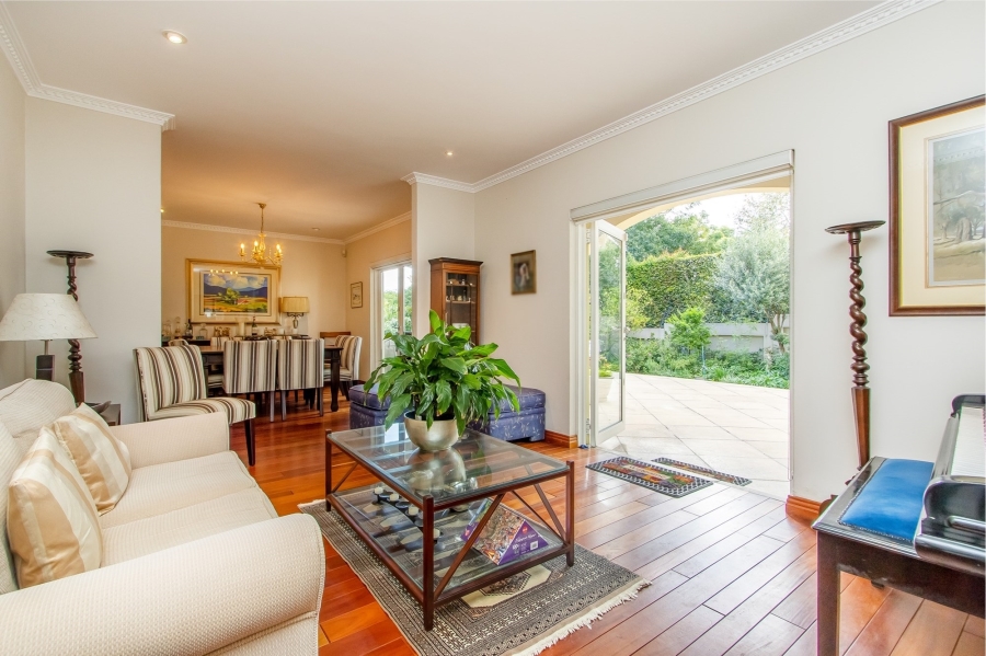 3 Bedroom Property for Sale in Saxonwold Gauteng