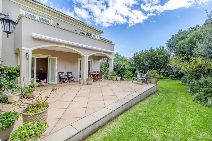 3 Bedroom Property for Sale in Saxonwold Gauteng