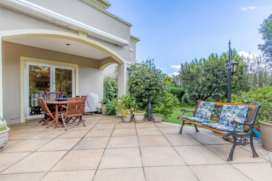 3 Bedroom Property for Sale in Saxonwold Gauteng