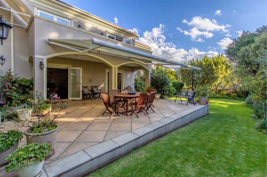 3 Bedroom Property for Sale in Saxonwold Gauteng