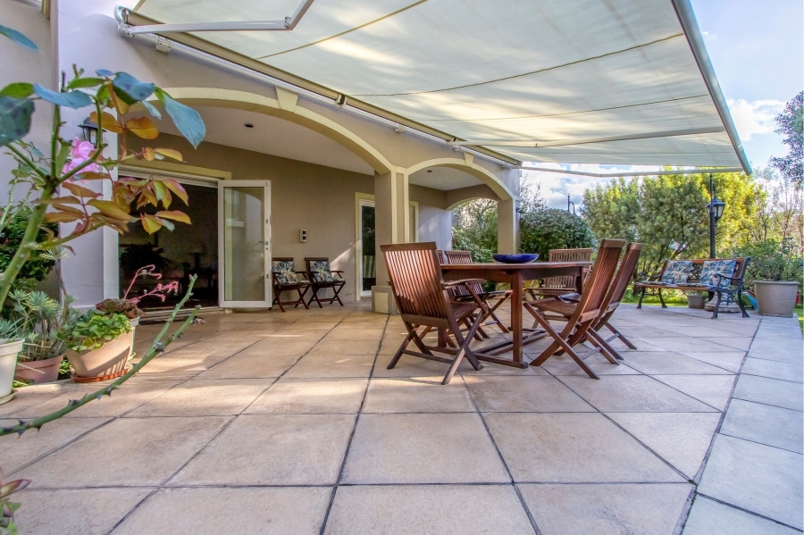 3 Bedroom Property for Sale in Saxonwold Gauteng