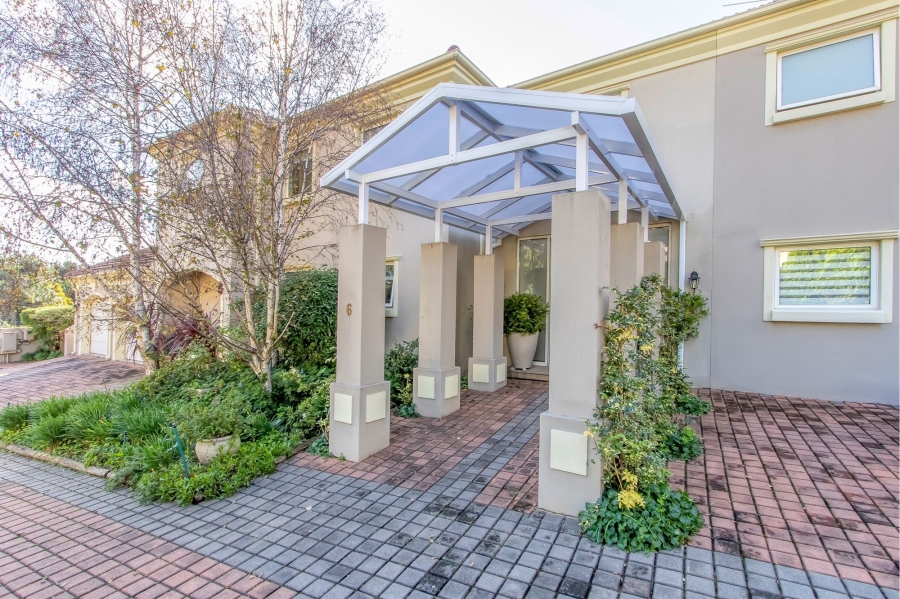 3 Bedroom Property for Sale in Saxonwold Gauteng