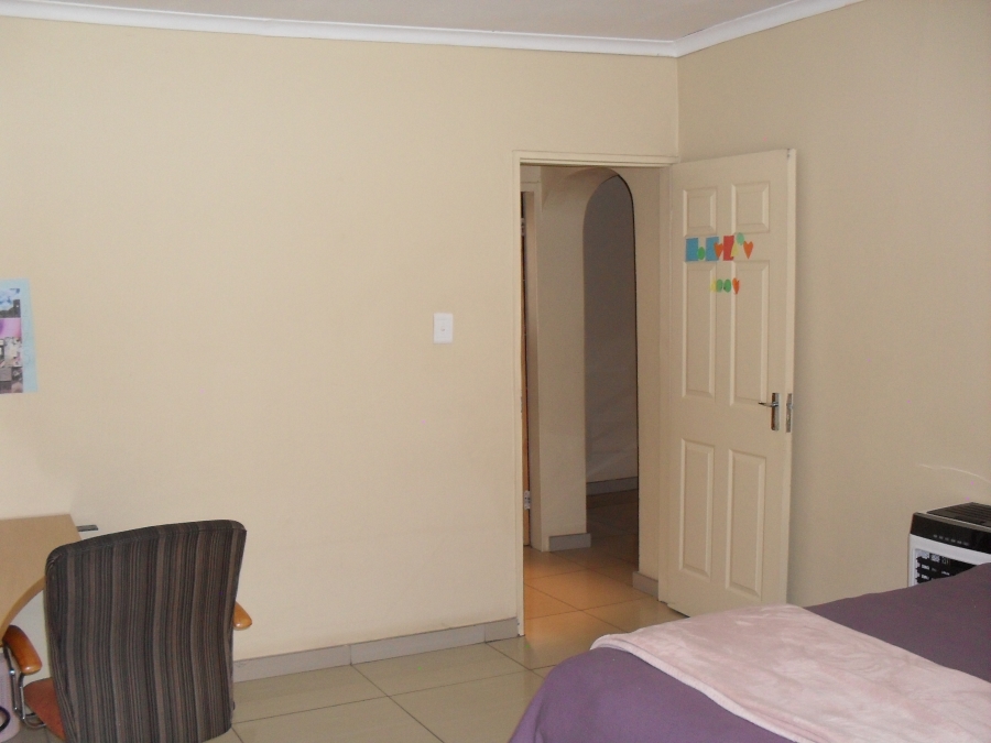 4 Bedroom Property for Sale in Marlands Gauteng