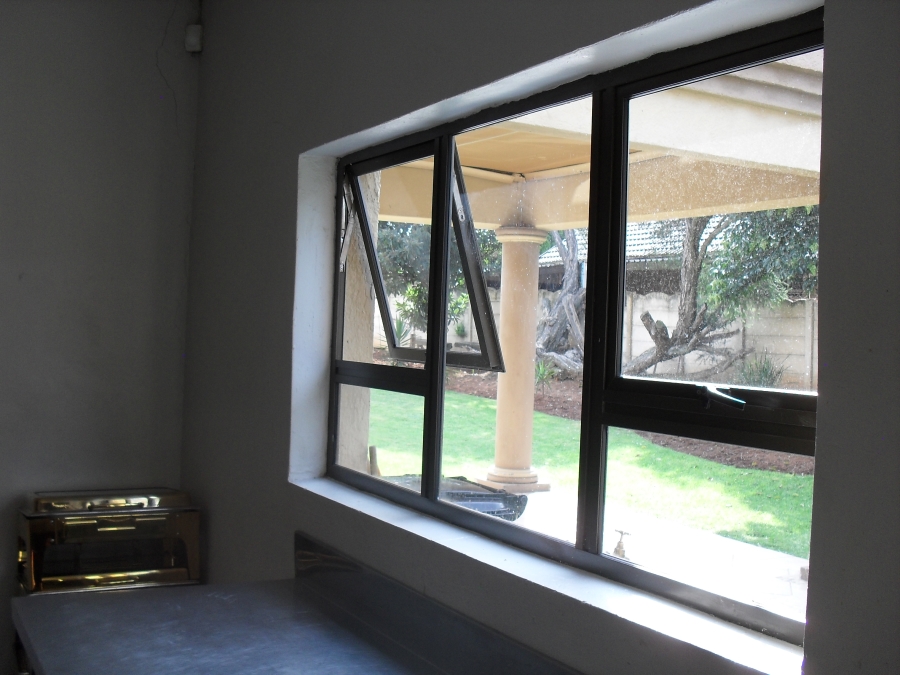 4 Bedroom Property for Sale in Marlands Gauteng