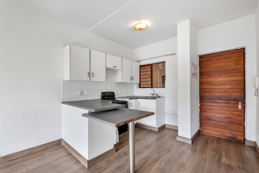 1 Bedroom Property for Sale in Westdene Gauteng