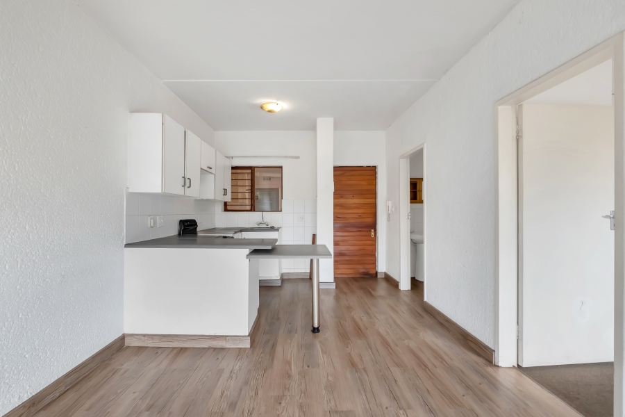 1 Bedroom Property for Sale in Westdene Gauteng