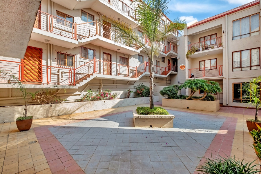 1 Bedroom Property for Sale in Westdene Gauteng
