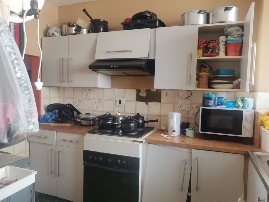 2 Bedroom Property for Sale in Gezina Gauteng
