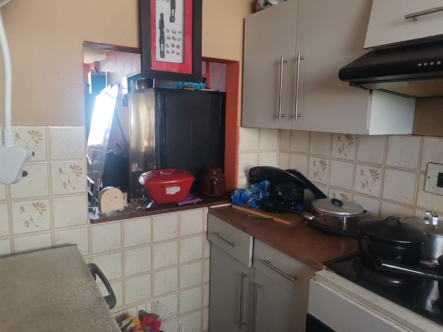 2 Bedroom Property for Sale in Gezina Gauteng
