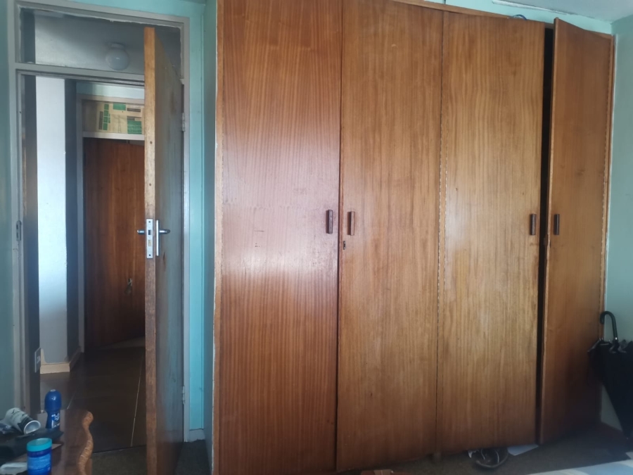 2 Bedroom Property for Sale in Gezina Gauteng