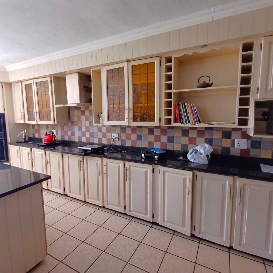5 Bedroom Property for Sale in Blue Saddle Ranches Gauteng