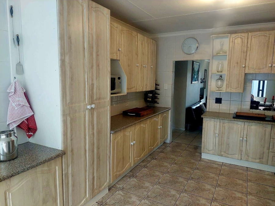 3 Bedroom Property for Sale in Visagie Park Gauteng