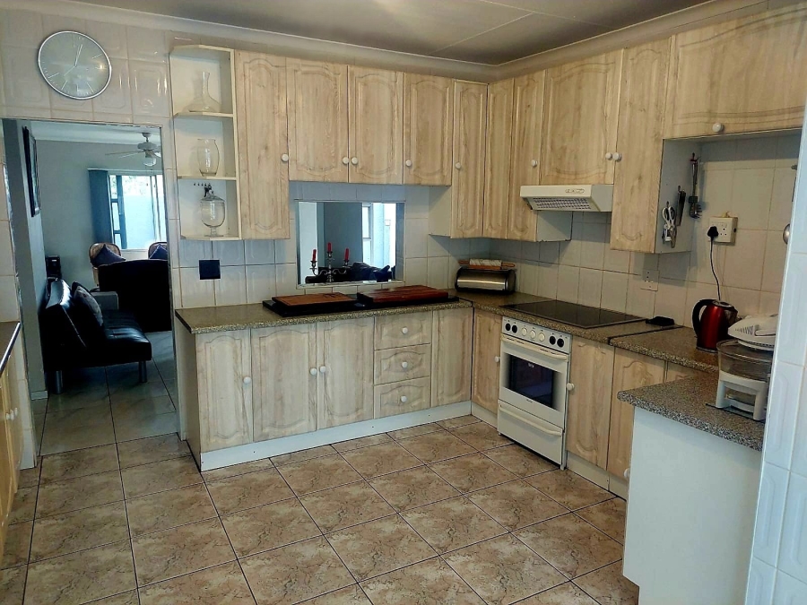 3 Bedroom Property for Sale in Visagie Park Gauteng