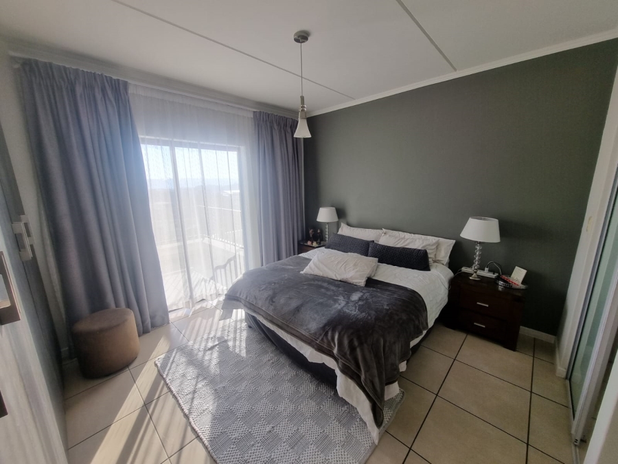 2 Bedroom Property for Sale in Greenstone Hill Gauteng