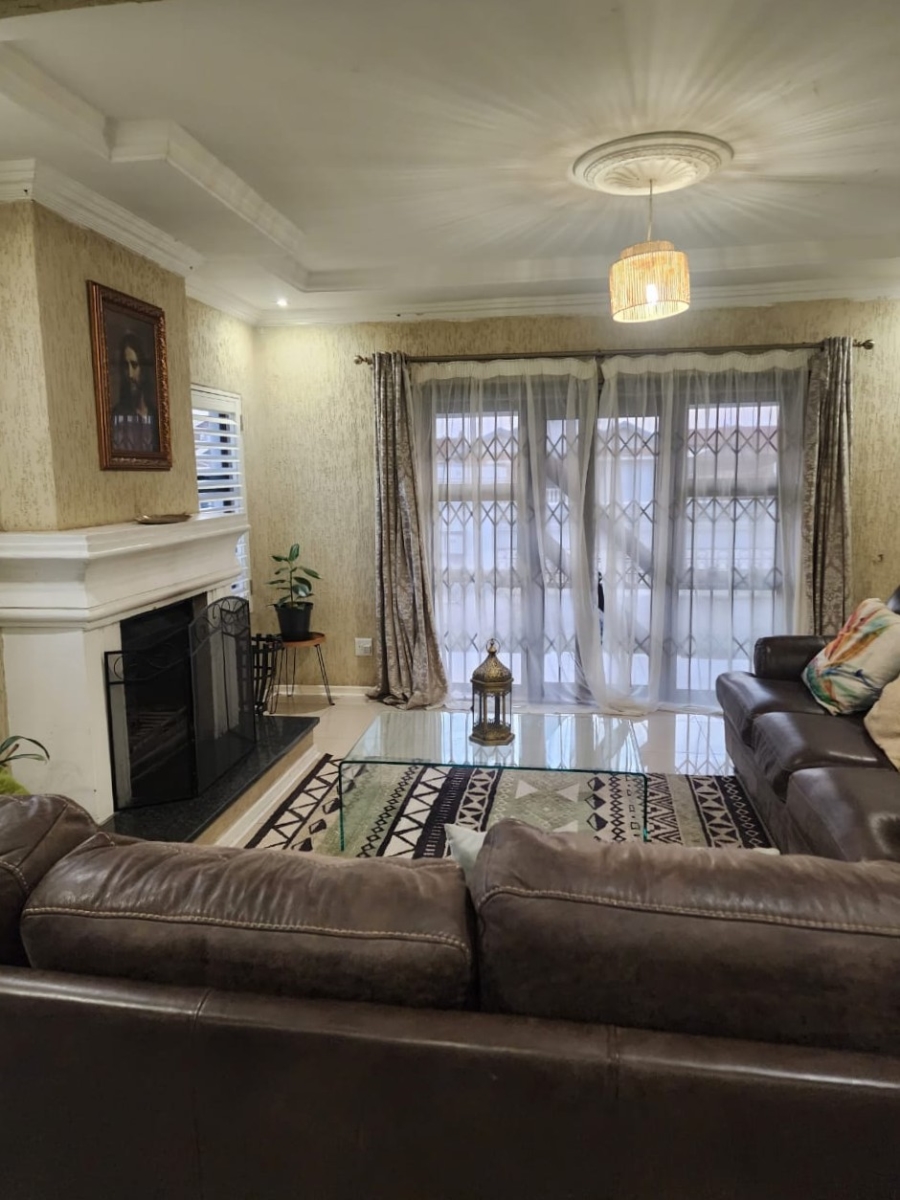 4 Bedroom Property for Sale in Sebokeng Zone 10 Gauteng