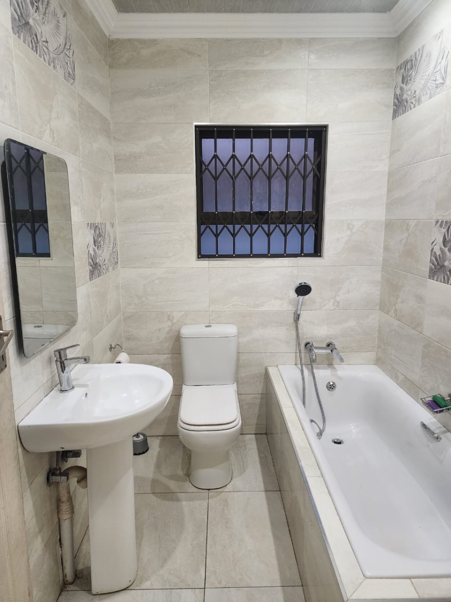4 Bedroom Property for Sale in Sebokeng Zone 10 Gauteng