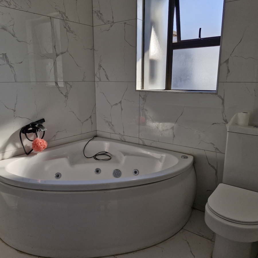 4 Bedroom Property for Sale in Savannah Country Estate Gauteng