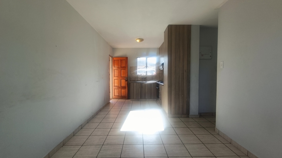 To Let 2 Bedroom Property for Rent in Turf Club Gauteng