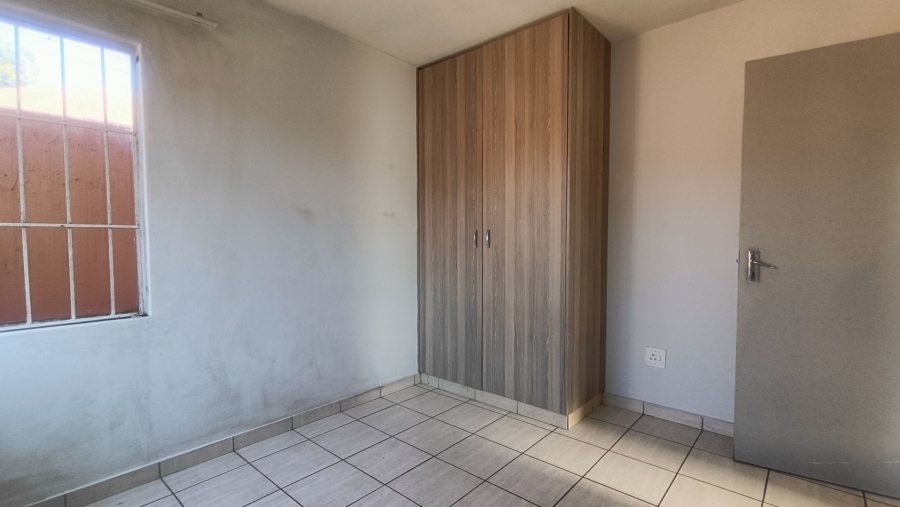 To Let 2 Bedroom Property for Rent in Turf Club Gauteng