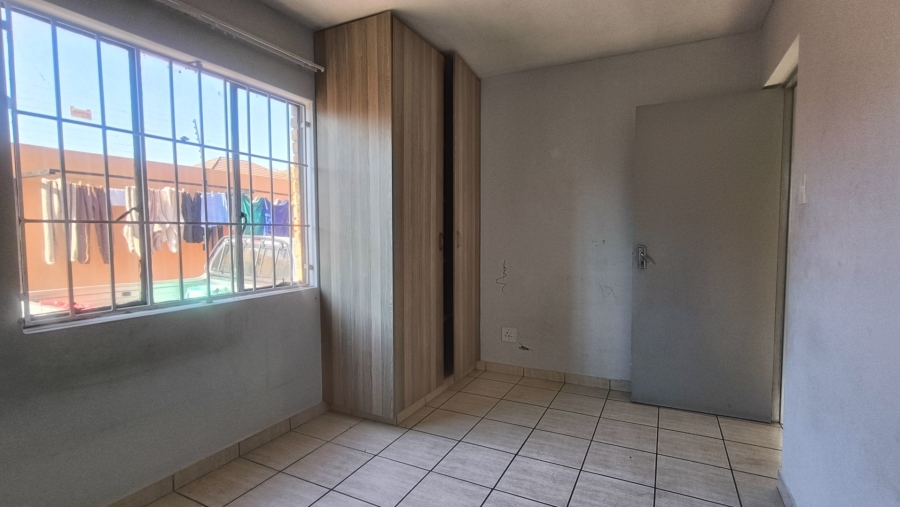 To Let 2 Bedroom Property for Rent in Turf Club Gauteng