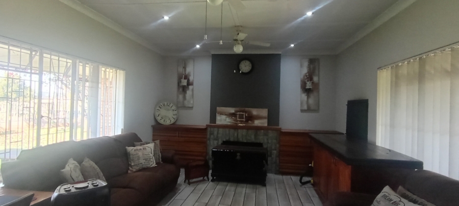 3 Bedroom Property for Sale in Casseldale Gauteng