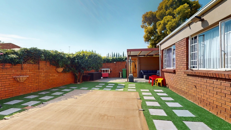 3 Bedroom Property for Sale in Witfield Gauteng