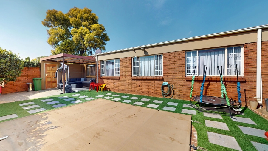3 Bedroom Property for Sale in Witfield Gauteng