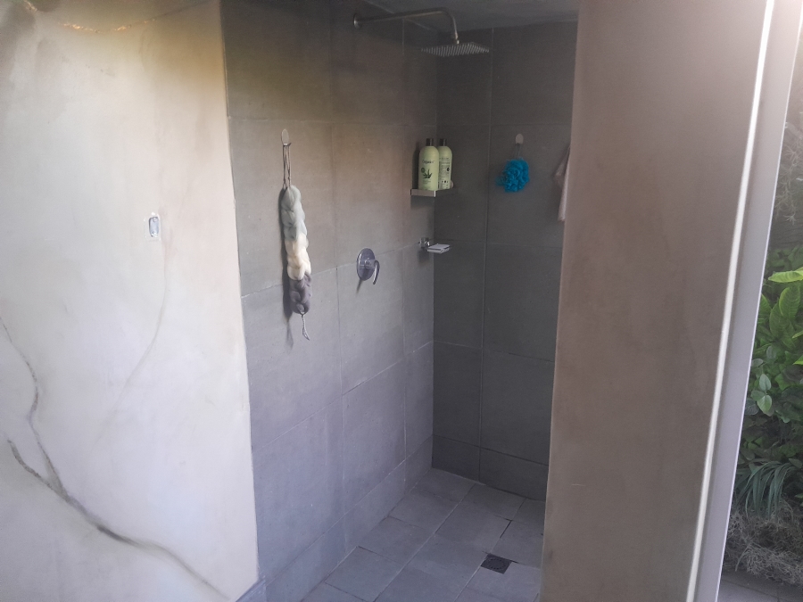 To Let 4 Bedroom Property for Rent in South Crest Gauteng