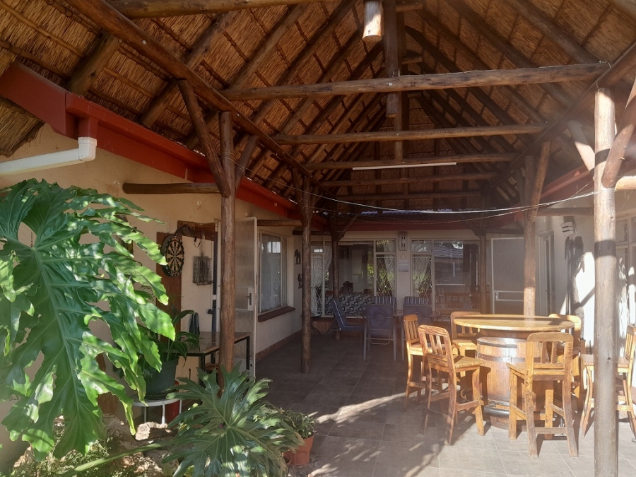 To Let 4 Bedroom Property for Rent in South Crest Gauteng