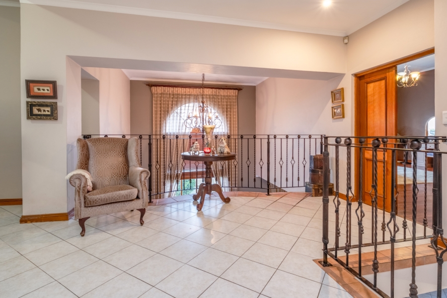 4 Bedroom Property for Sale in Lonehill Gauteng