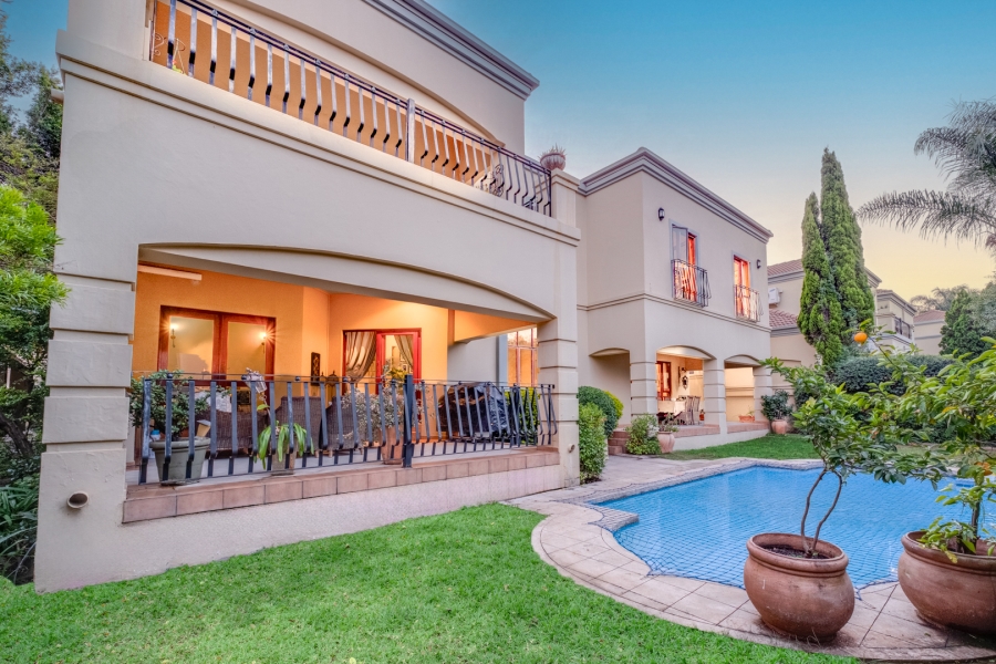 4 Bedroom Property for Sale in Lonehill Gauteng