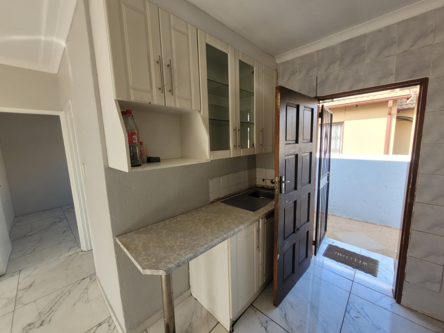 2 Bedroom Property for Sale in Soshanguve B Gauteng