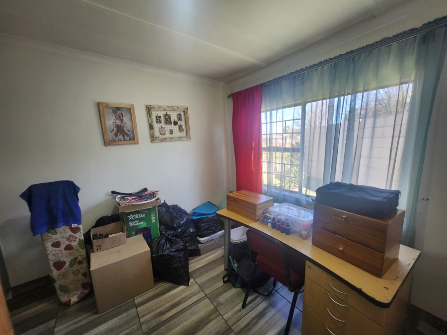 3 Bedroom Property for Sale in Minnebron Gauteng