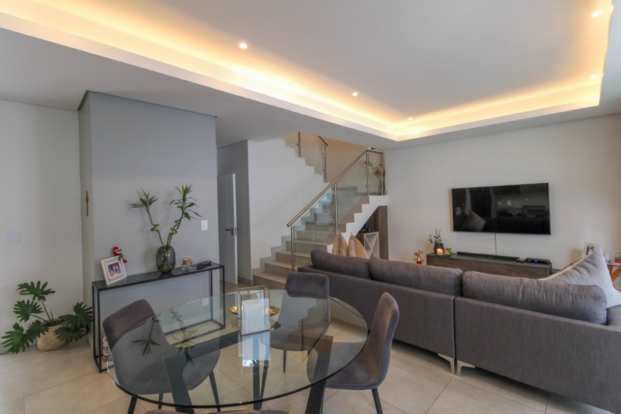 3 Bedroom Property for Sale in Bryanston Gauteng