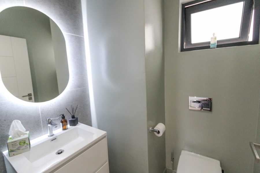 3 Bedroom Property for Sale in Bryanston Gauteng
