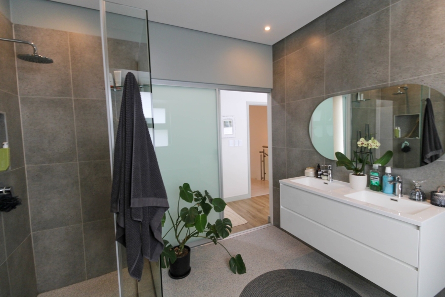 3 Bedroom Property for Sale in Bryanston Gauteng