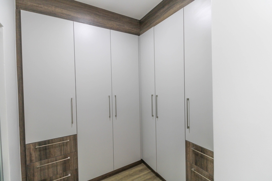 3 Bedroom Property for Sale in Bryanston Gauteng