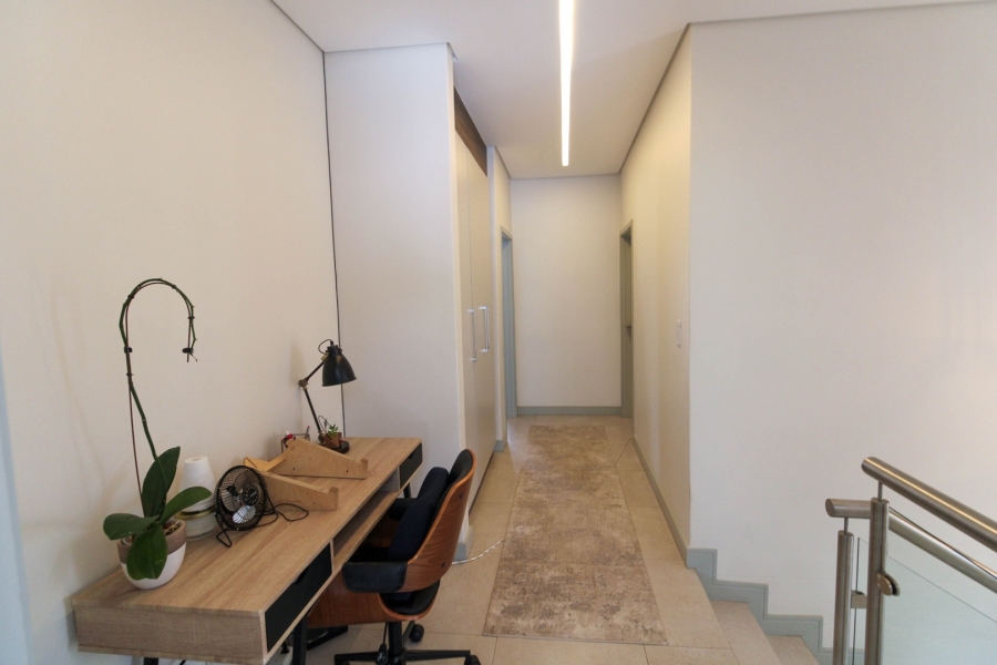 3 Bedroom Property for Sale in Bryanston Gauteng