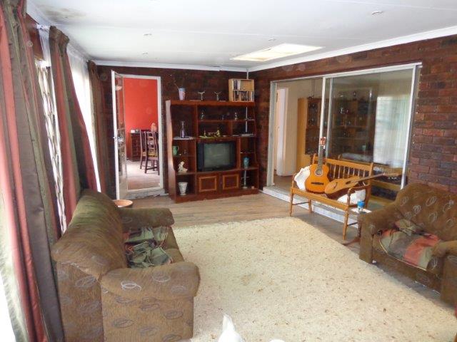 6 Bedroom Property for Sale in Birchleigh Gauteng