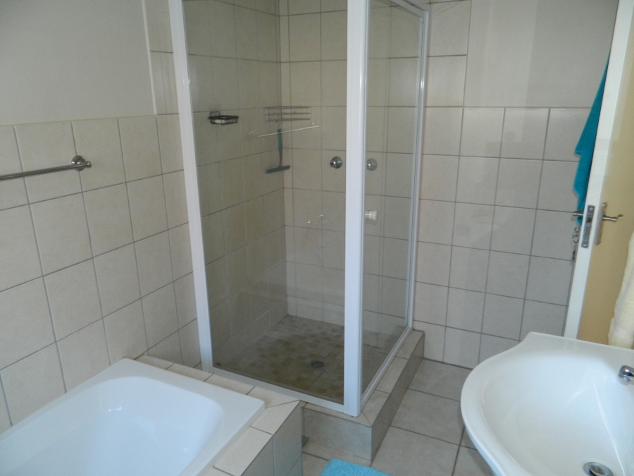 To Let 3 Bedroom Property for Rent in Hazeldean Gauteng