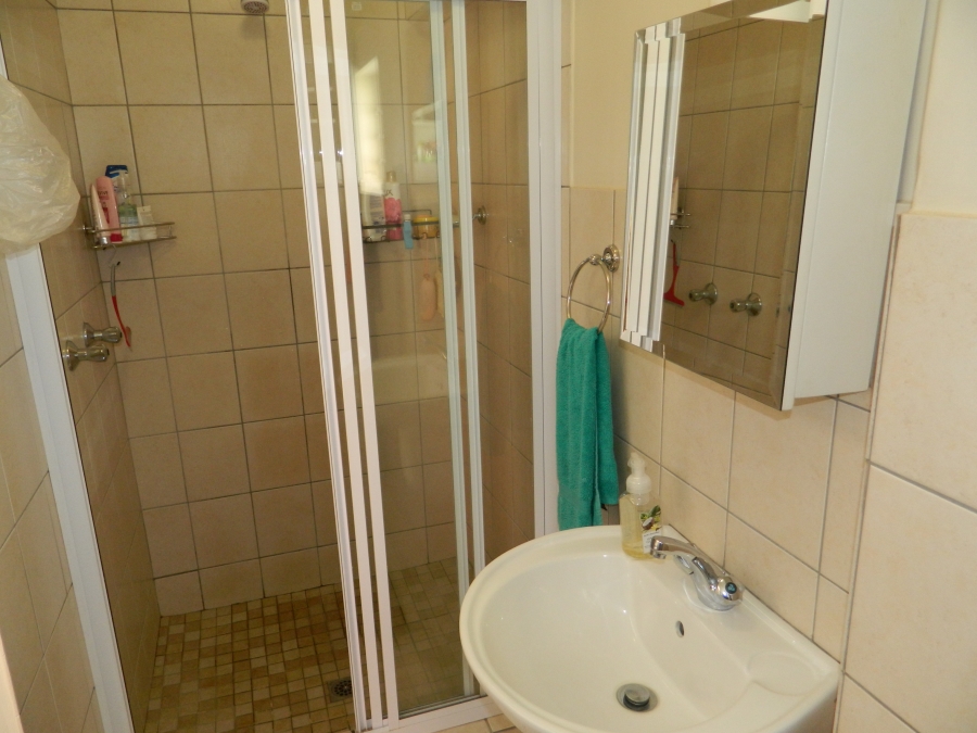 To Let 3 Bedroom Property for Rent in Hazeldean Gauteng