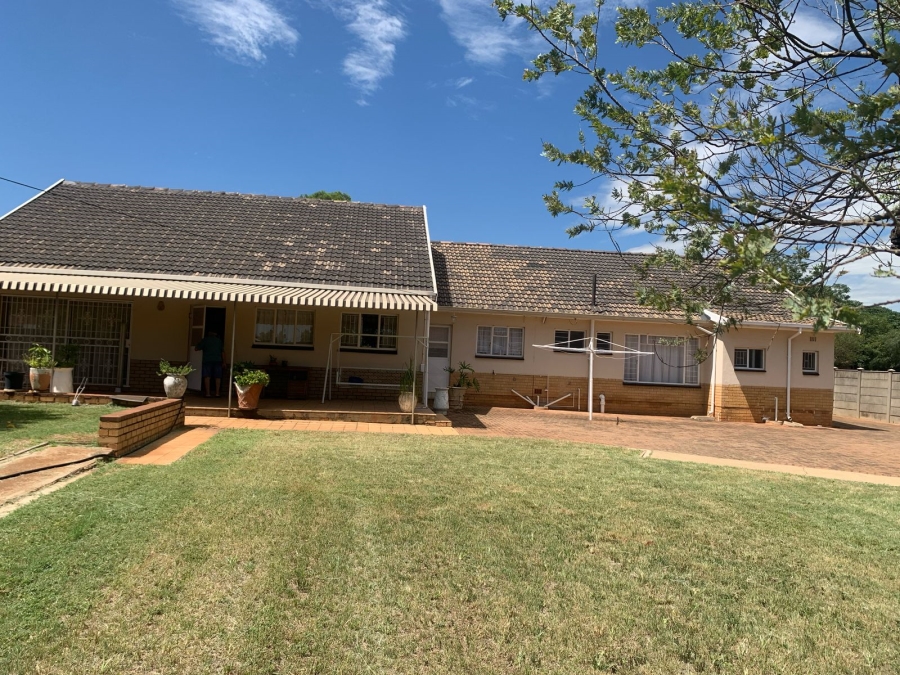 3 Bedroom Property for Sale in Westonaria Gauteng