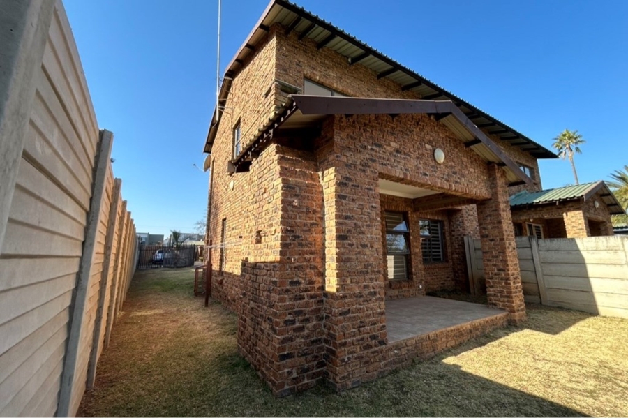 3 Bedroom Property for Sale in Rynfield A H Gauteng