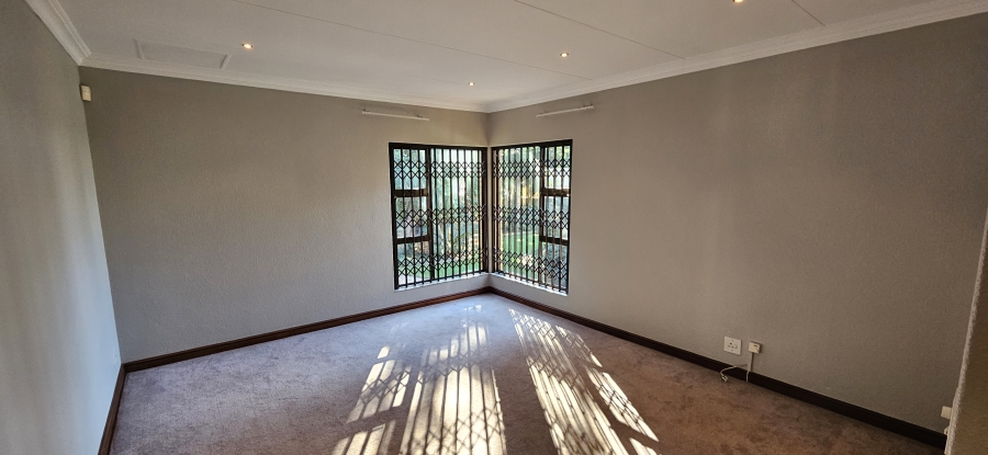 4 Bedroom Property for Sale in Meyersdal Gauteng