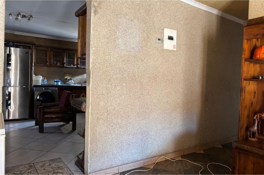 3 Bedroom Property for Sale in Lotus Gardens Gauteng