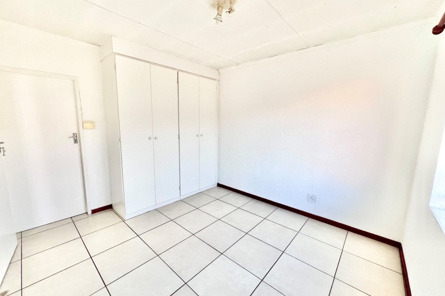 To Let 2 Bedroom Property for Rent in Halfway Gardens Gauteng