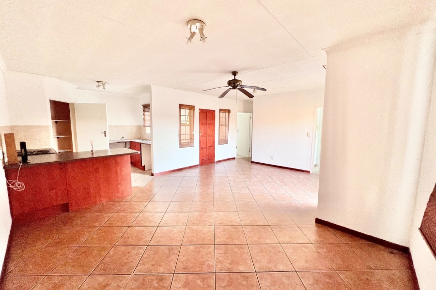 To Let 2 Bedroom Property for Rent in Halfway Gardens Gauteng