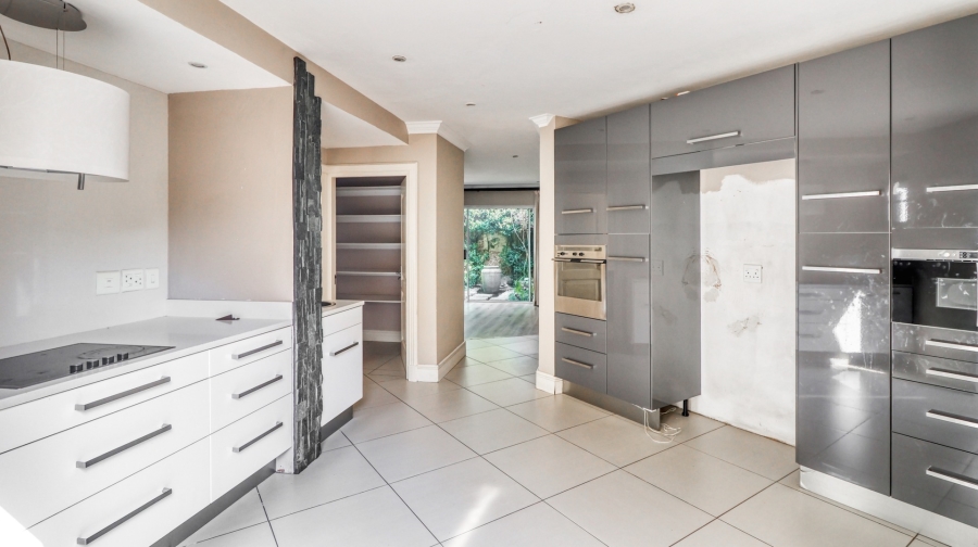 4 Bedroom Property for Sale in Dainfern Golf Estate Gauteng